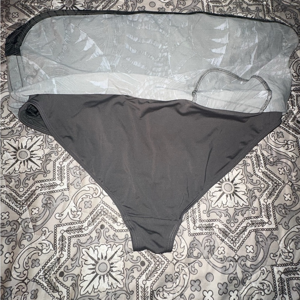 Athleta Black Leaf Pattern Bikini Bottom - image 3